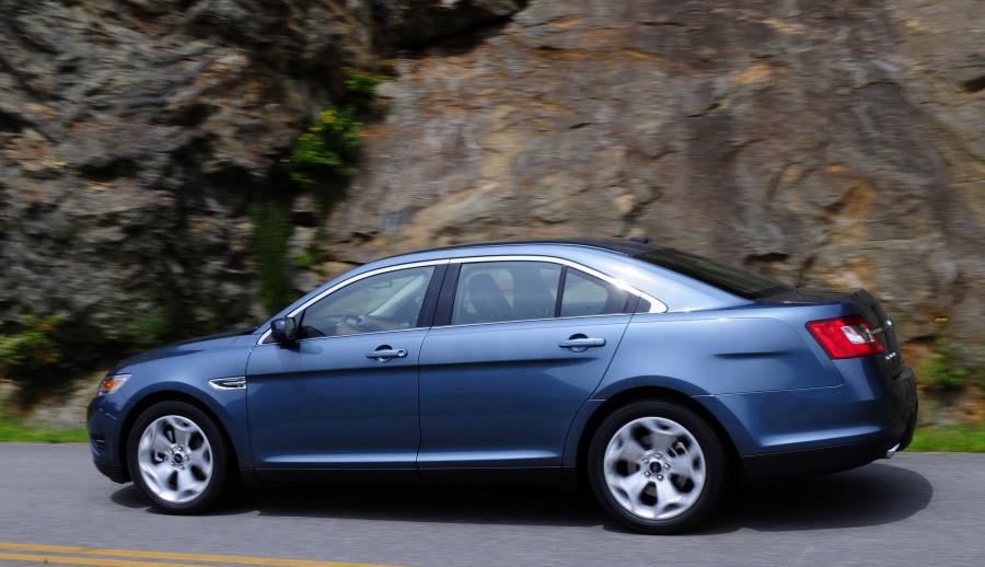  Ford Taurus 2010 года  (фото 155 из 161)